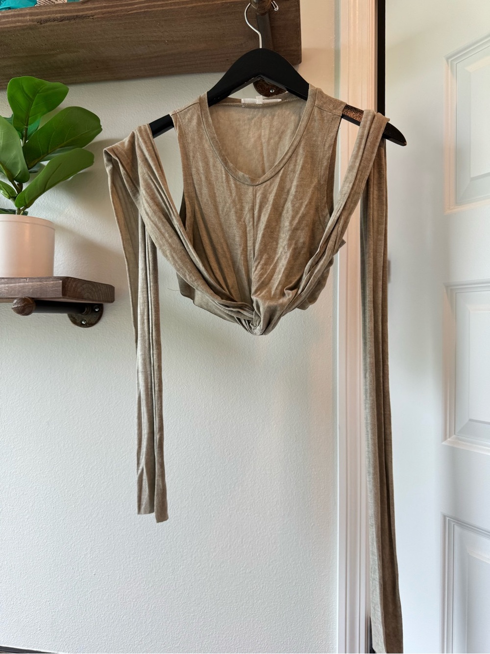 Knot-Front Sleeveless Wrap crop top — Taupe